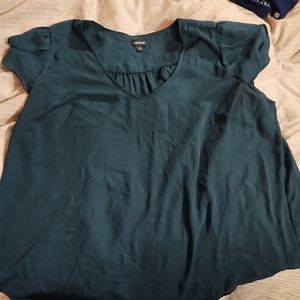 Beautiful hunter Green short-sleeve blouse size 2x
